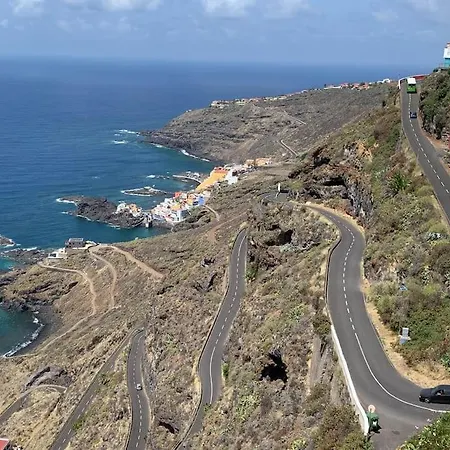 Cliffhanger Spectacular View Over North Coast Apartamento